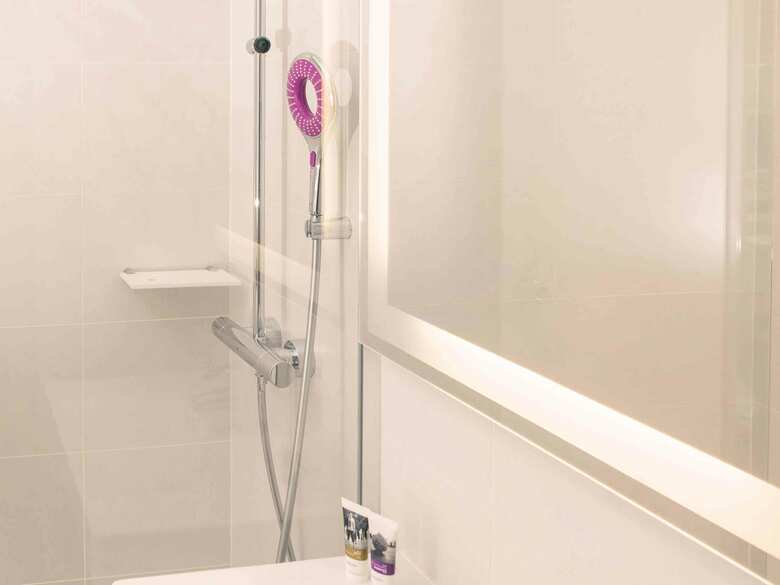 Hotel Mercure Raspail Montparnasse