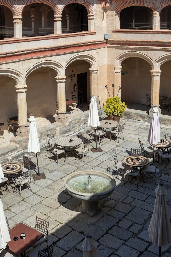 Hotel San Antonio El Real