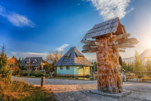 Hostal Etno Village Cardaci