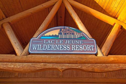 Hotel Lac Le Jeune Wilderness Resort