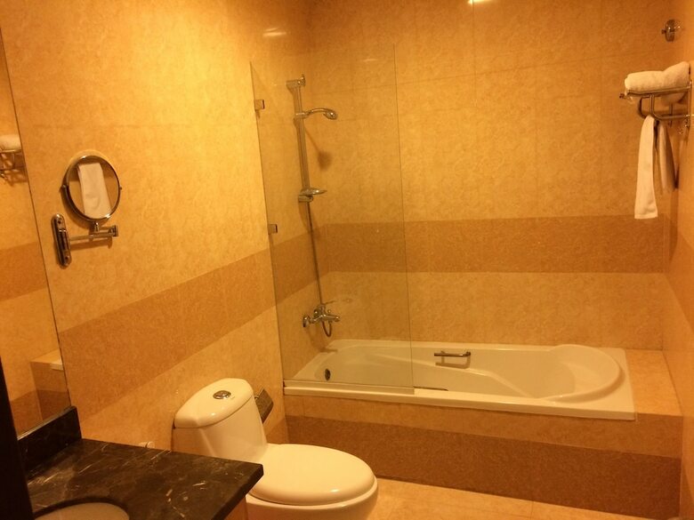 Imperial Suites Hotel