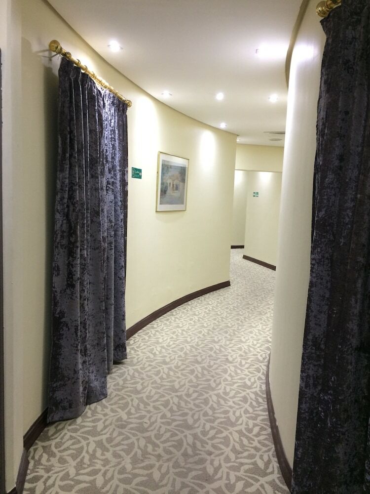 Imperial Suites Hotel