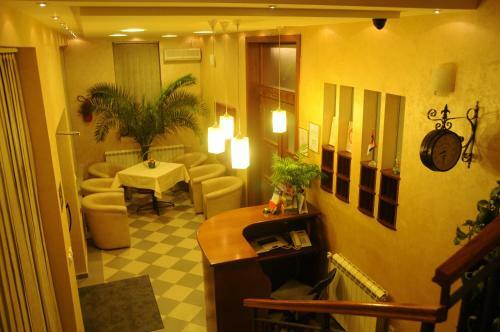 Hostal Guest Accomodation Konak
