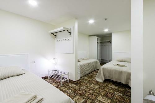 Real House Apartments