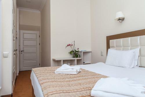 Hotel 7 Sky On Shchorsa Street