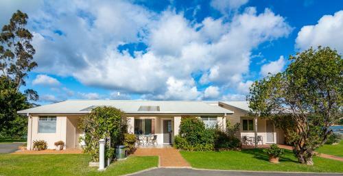 Quarantine Bay Beach Cottages