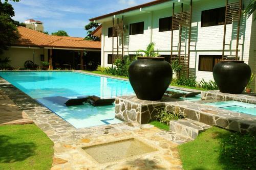 Hotel Cebu White Sands Resort And Spa