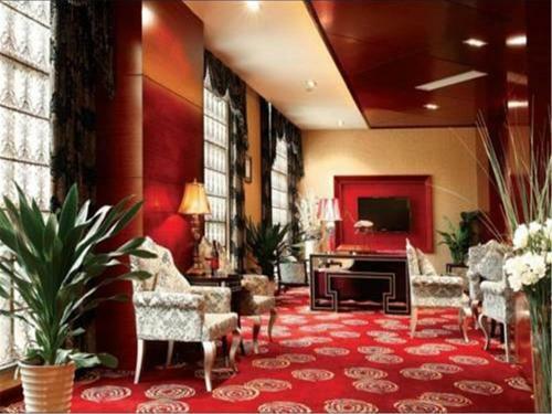 Yuloon Hotel