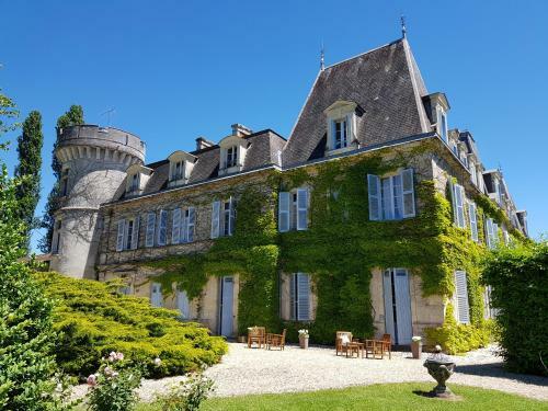 Hotel Chateau De Lalande