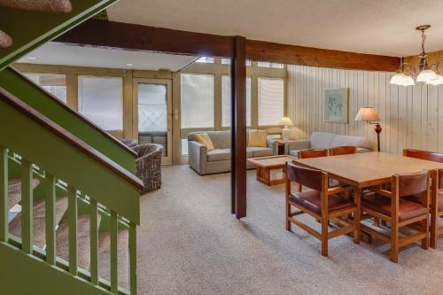 Hotel Stony Court