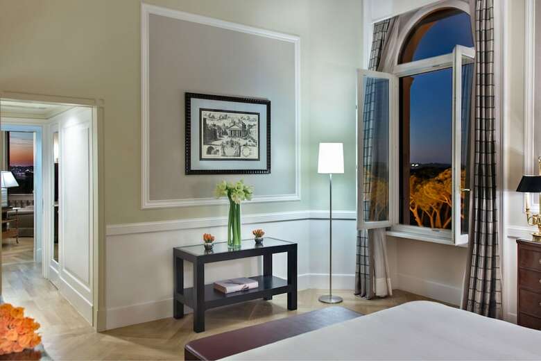 Hotel Marriott Grand Flora