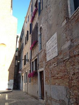 Hotel Alla Fava