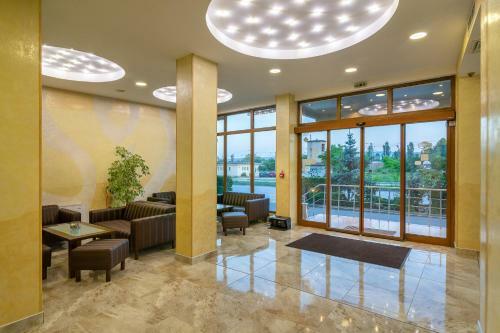 Adamo Hotel