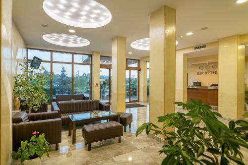 Adamo Hotel