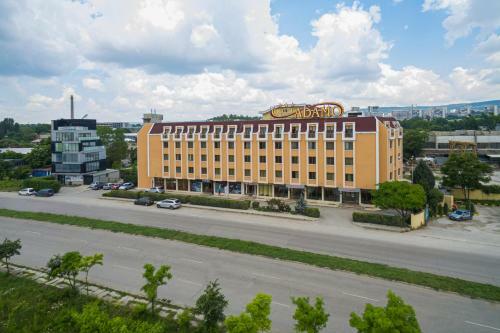 Adamo Hotel