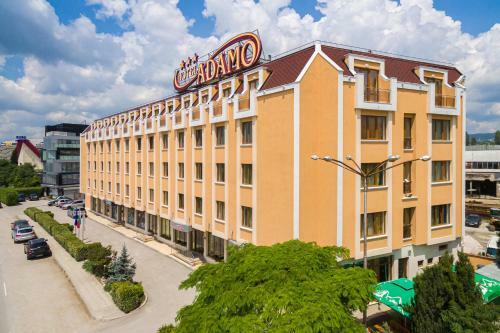 Adamo Hotel