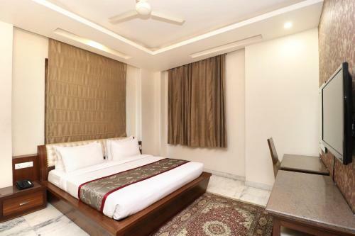 Hotel Leela Grande