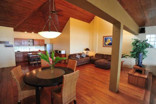Hotel Hideaway Island Resort