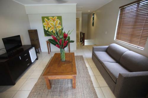 Lagoon Beach Resort Apartments