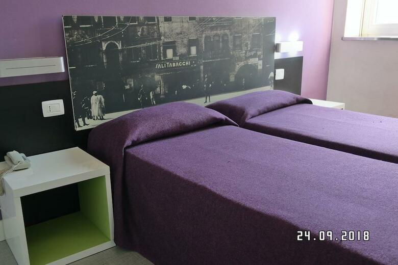 Hotel Mondial