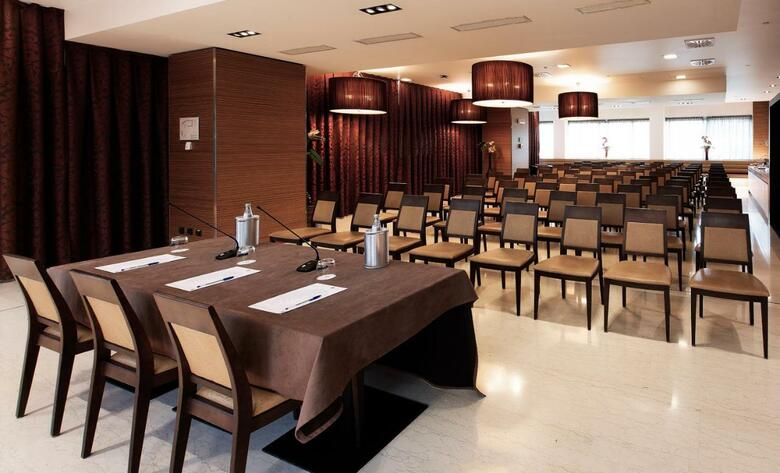 Hotel Antony Palace