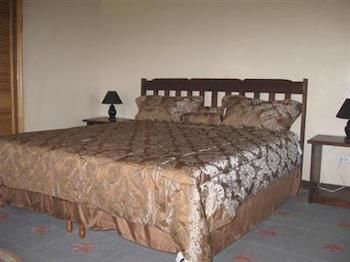 Hotel Ellen Bay Inn