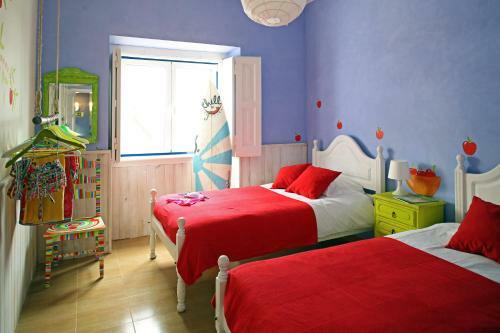 Albergue Chill In Ericeira Surf House