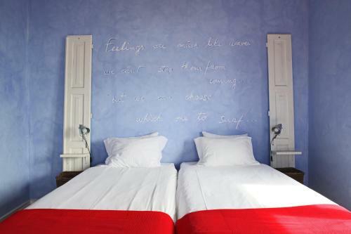Albergue Chill In Ericeira Surf House