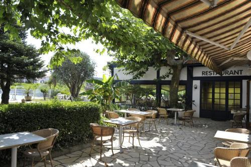 Abaca Ypua Hotel Restaurant