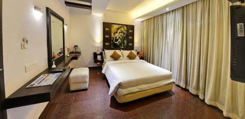 Hotel Gokulam Park