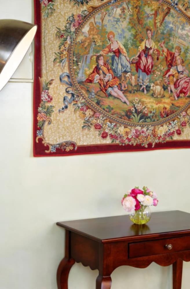 Hotel Sacrist�a De Santa Ana