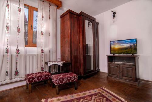 Hostal Surasul Muntelui
