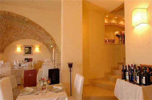 Hotel The Olive Inn