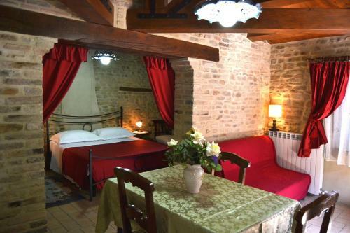 Agroturismo Al Castello Di Montalfoglio