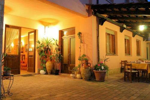Hostal Pineta Country House