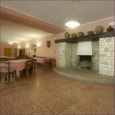 Hostal Pineta Country House