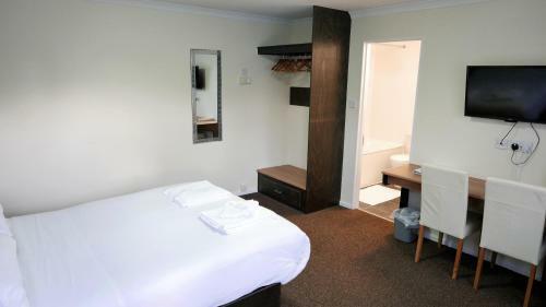 Hotel Warrens Village