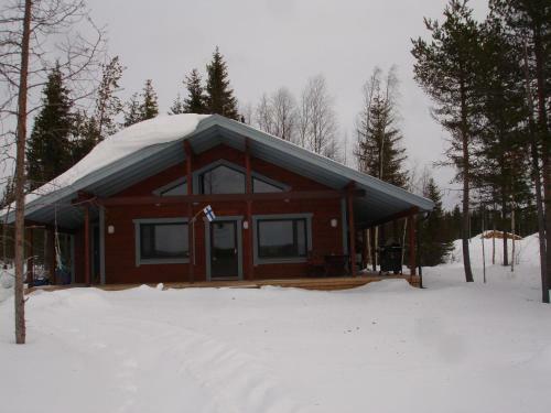 Aamuruskon Ukkola Cottage