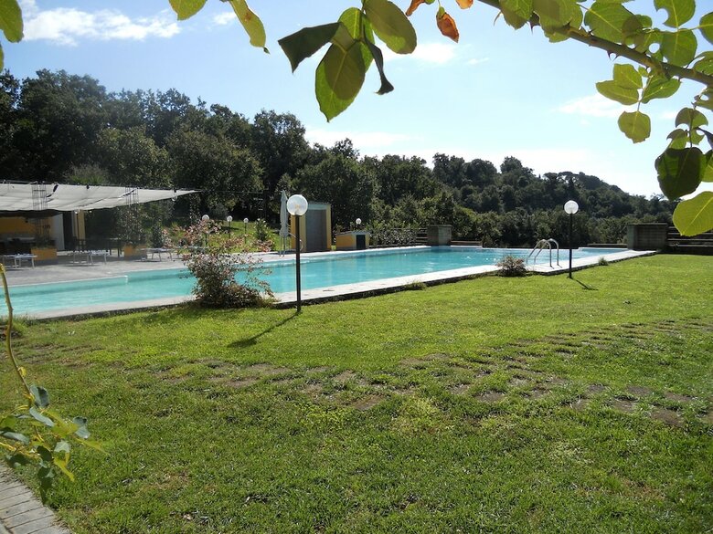 Hostal Agriturismo Il Casale Delle Ginestre