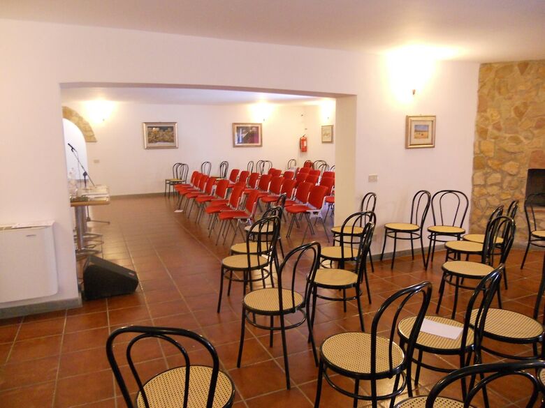 Hostal Agriturismo Il Casale Delle Ginestre