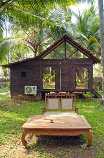 Hotel Leela Cottages