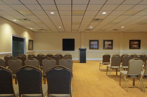 Posada Country Inn & Suites Orangeburg