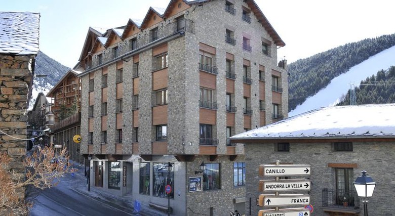 Apartaments Turistics Pirineu