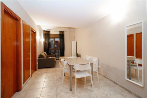 Apartamentos Degas Mikka