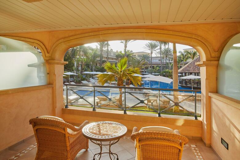 Hotel Secrets Bah�a Real Resort - Adults Only