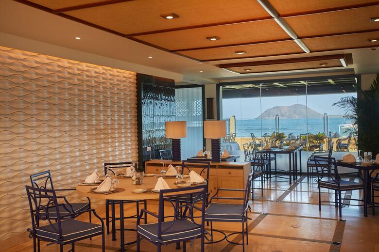 Hotel Secrets Bah�a Real Resort - Adults Only