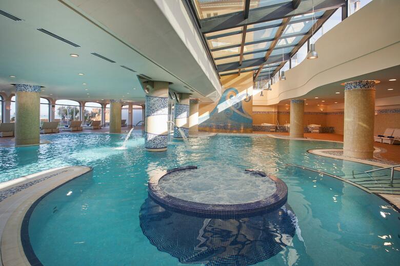 Hotel Secrets Bah�a Real Resort - Adults Only