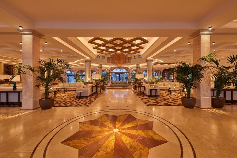 Hotel Secrets Bah�a Real Resort - Adults Only