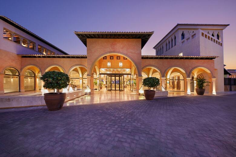 Hotel Secrets Bah�a Real Resort - Adults Only