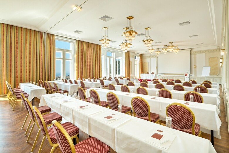 Hotel Schloss Wilhelminenberg
